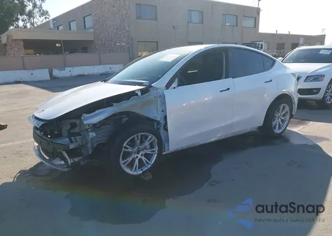 2021 Tesla Model Y Long Range Dual Motor All-Wheel Drive из США, поврежденный, VIN 5YJYGAEE6MF281799